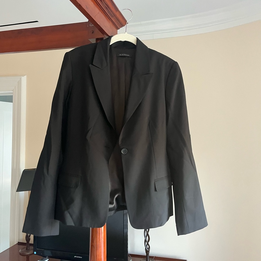 Elie Tahari Black Blazer